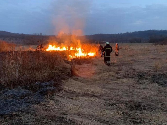 На Закарпатті ледь не згоріла родзинка області – 05 На Закарпатті ледь не згоріла родзинка області – 05