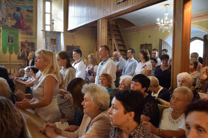 У найстарішій святині Закарпаття провели святкову Літургію – 06