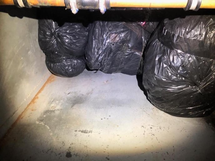 Одяг, пиво та шоколад, — митники вилучили чергову контрабанду – 04