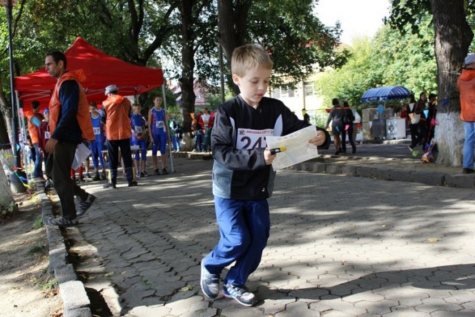 Ужгородом та районом бігають орієнтувальники на міжнародних змаганнях «Кубок Дружби - 2013» та чемпіонаті України з багатоборств (ФОТО) – 11