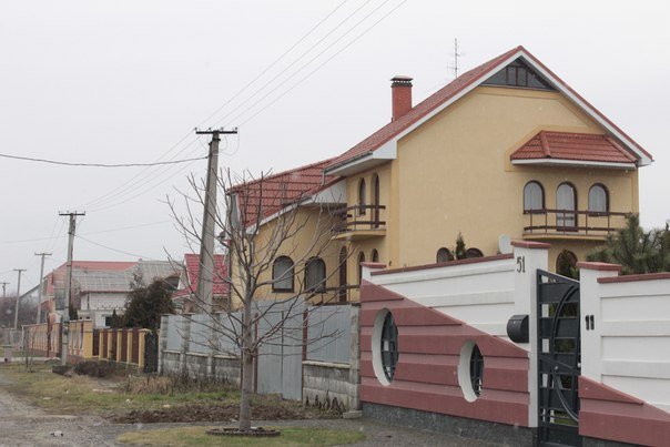Під час вечірньої стрілянини зловмисники отримали поранення в живіт і ноги (ФОТО) – 04