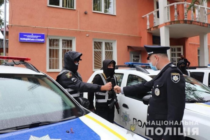 На Закарпатті запрацювали дві нові поліцейські станції – 01 На Закарпатті запрацювали дві нові поліцейські станції – 01