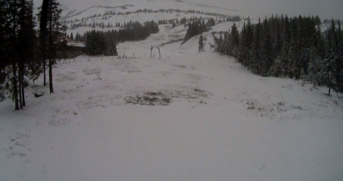 Гори замітає снігом: опубліковано фото – 08