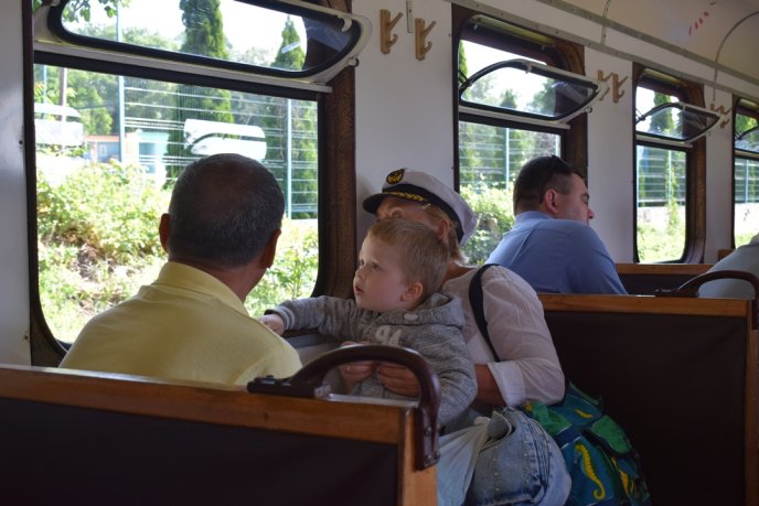 В Ужгороді стартував черговий сезон дитячої залізниці – 10