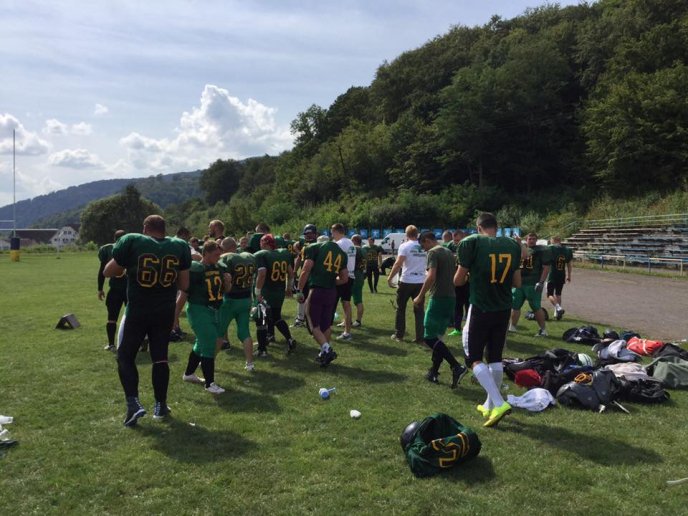 У Перечині ужгородські "Лісоруби" програли київським "Бульдогам" – 08