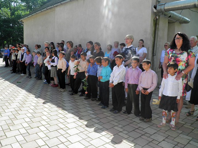 Часлівецька школа-інтернат відзначила свято останнього дзвоника – 05