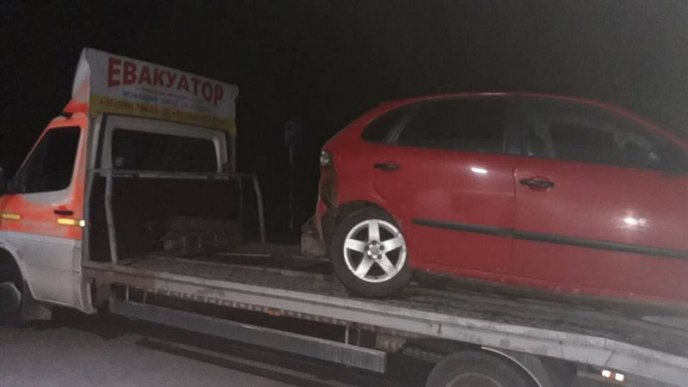 Сталася ДТП: зіткнулися два автомобілі – 03