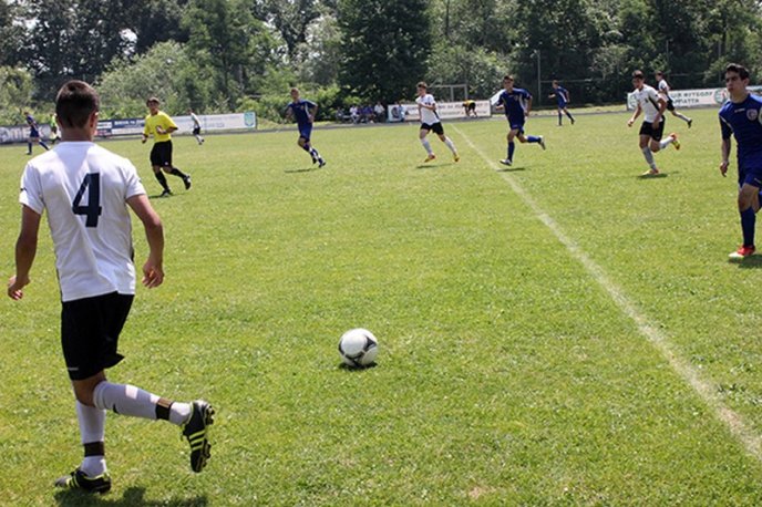 Ужгородські футболісти стали переможцями обласного чемпіонату (ФОТО) – 02