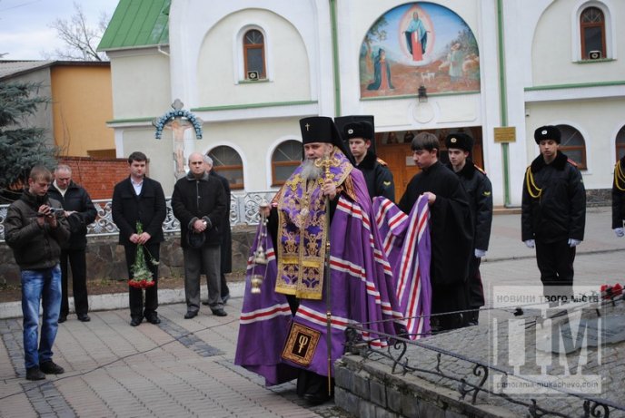 У Мукачеві вшанували пам’ять воїнів-інтернаціоналістів (ФОТОРЕПОРТАЖ) – 08