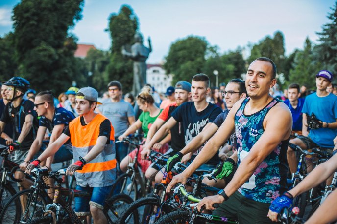 Понад триста ужгородців взяли участь у велозаїзді вулицями обласного центру – 29