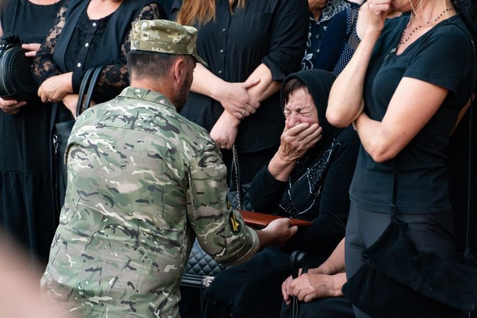 В Ужгороді попрощалися з Героєм – 03