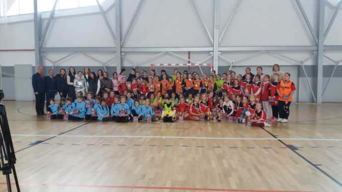 Турнір із гандболу серед дівчат пройшов у Тячеві – 06