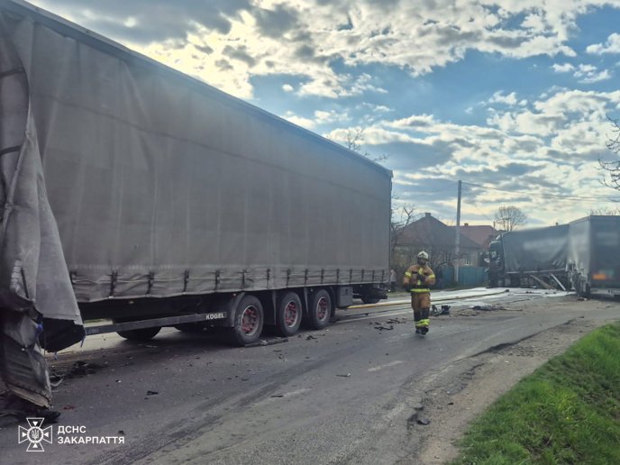 Одна людина загинула: що відомо про смертельну ДТП у Ракошині – 05
