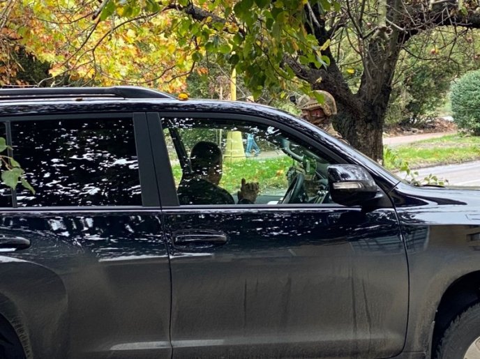 В Ужгороді затримали посадовця: опубліковано фото – 05