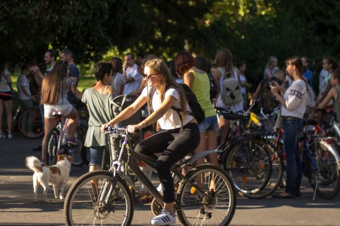 Соцмережі заполонили яскраві фото із вчорашнього Мегазаїзду у Мукачеві – 12