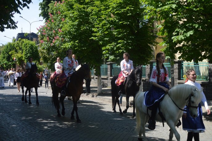 Фестиваль "Угочанська лоза": як закарпатці та гості краю на святі гуляли – 03