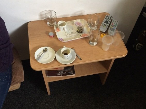 В одному із готелів Мукачева затримали сутенера, який зводив повій з клієнтами – 02