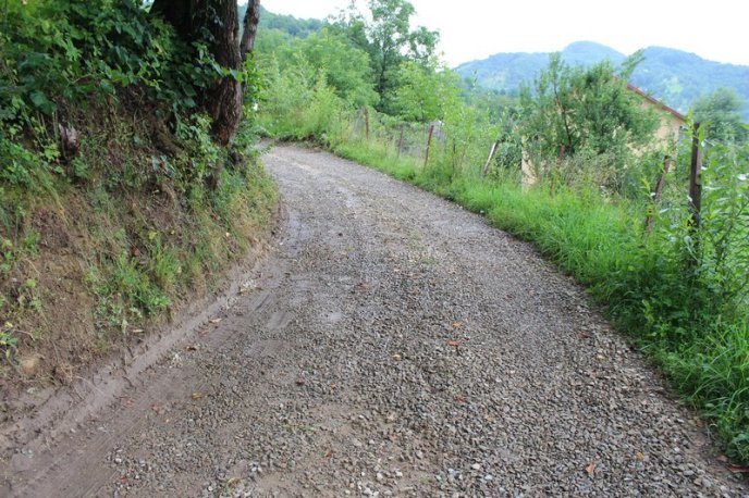 На Тячівщині люди самотужки відремонтували дві комунальні вулиці – 09