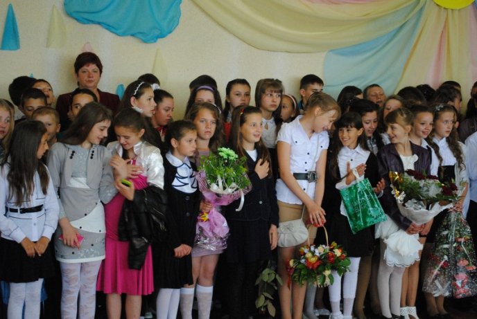 Останній дзвоник в Чинадієві: як це було (ФОТОРЕПОРТАЖ) – 23