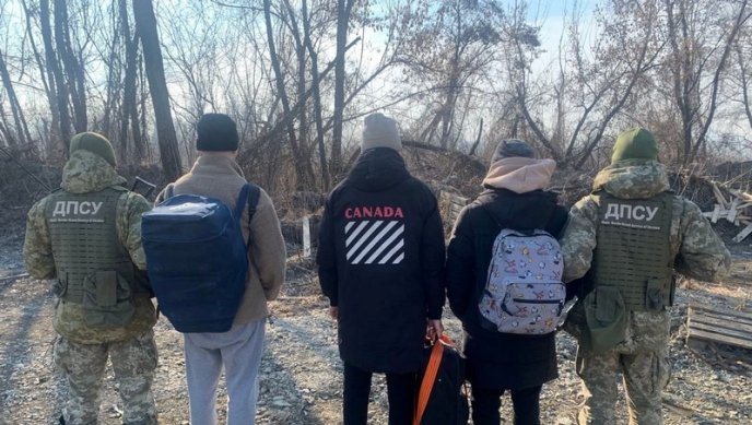 15 чоловіків намагались незаконно перетнути кордон – 03