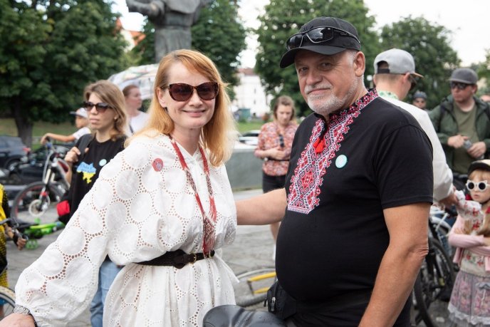 В Ужгороді під час велозаїзду зібрали майже 70 000 гривень для ЗСУ – 05 В Ужгороді під час велозаїзду зібрали майже 70 000 гривень для ЗСУ – 05