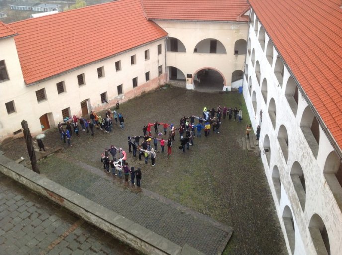 Молодь Мукачева провела флешмоб єдності "Ми разом! - Мы вместе!" (ФОТО,ВІДЕО) – 11