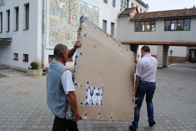 До Мукачівського дитбудинку-інтернату завітали журналісти з подарунками (ФОТОРЕПОРТАЖ)  – 34