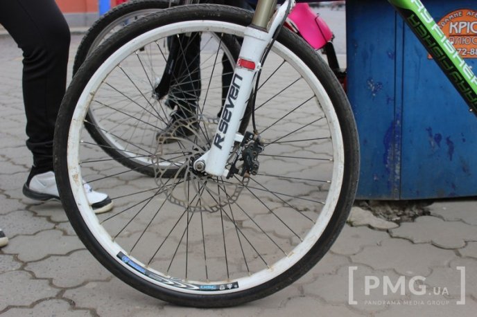 У Мукачеві відбулась велоекскурсія гідрантами міста – 03