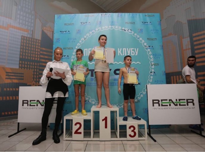 У Мукачеві провели перші у 2022 році змагання з плавання – 05 У Мукачеві провели перші у 2022 році змагання з плавання – 05