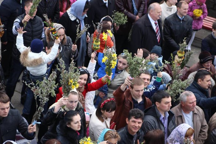 Владика Феодор освятив у Мукачівському кафедральному соборі вербові гілки (ФОТО) – 03