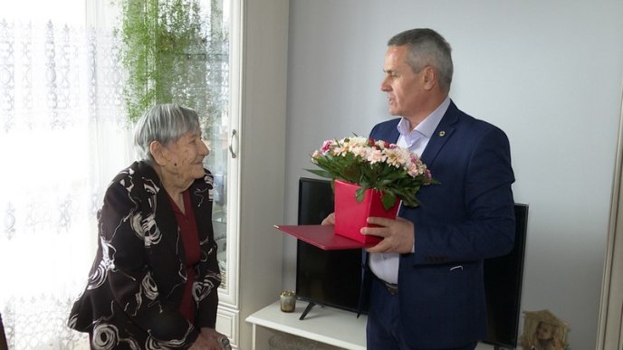 Ужгородка сьогодні відзначає свій 100 день народження – 02