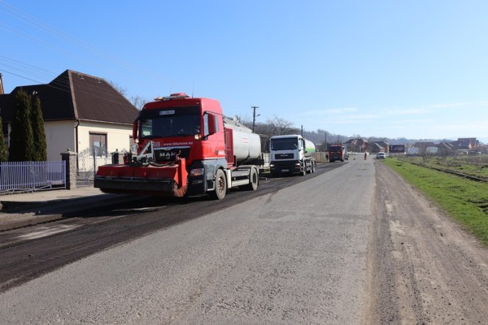 Дорогу з Мукачева до Хуста капітально відремонтують – 05 Дорогу з Мукачева до Хуста капітально відремонтують – 05