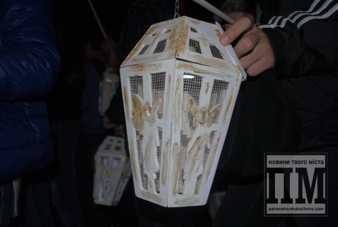 У Мукачеві відзначили День святого Мартина яскравим вогняним шоу (ФОТОРЕПОРТАЖ) – 02