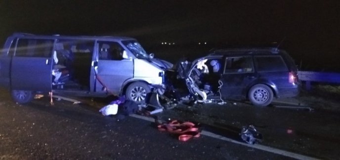 Закарпатці вночі потрапили у страшну ДТП. Постраждало багато людей – 02