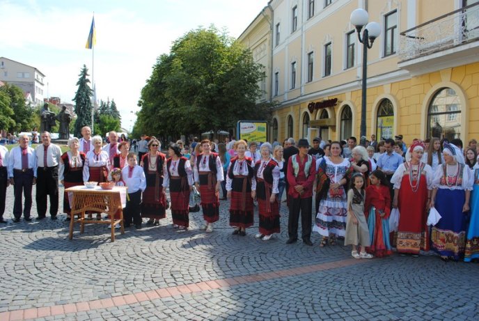 Нове реаліті-шоу "Зупиніть, я закохалась" від ТЕТа вже у Мукачеві (ФОТО) – 06