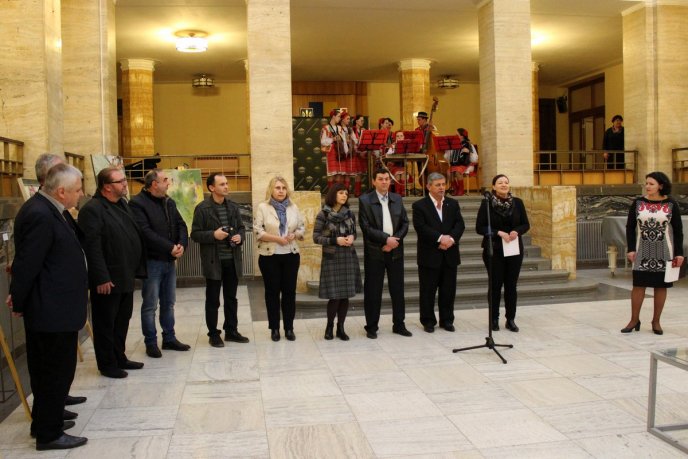 В Ужгороді відкрили виставку українсько-словацької кераміки та живопису – 04