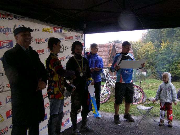 Неподалік Хуста відбулись гонки зі швидкісного спуску – 04