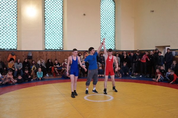 У Тячеві юні борці греко-римського стилю розіграли Новорічний Кубок федерації – 01