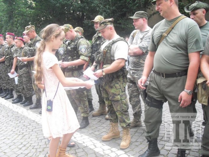 В Ужгороді закарпатських правоохоронців проводжали у зону АТО (ФОТО) – 13