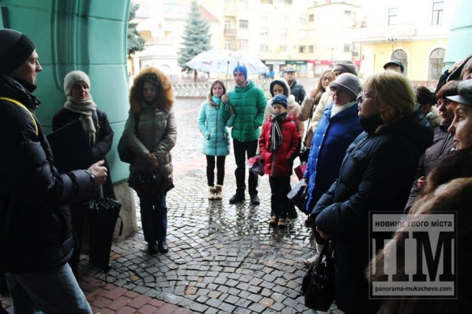 Мукачівці намагались розгадати секрет невідомого пам’ятника на вулиці Пушкіна (ФОТОРЕПОРТАЖ) – 18