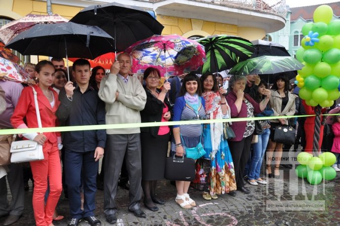 Парад випускників в центрі Мукачева: як це було (ФОТО) – 15