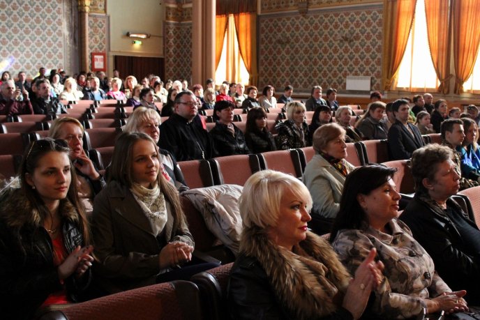 В Ужгородській філармонії відкрився фестиваль "Музика без кордонів" – 05