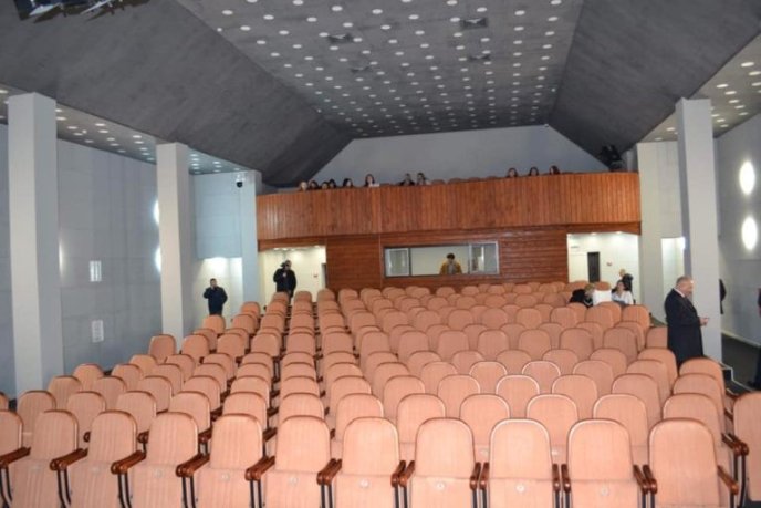 Валерій Лунченко запросив краян на відкриття нового театрального сезону в Закарпатському обласному театрі драми та комедії – 06