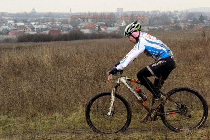 На Радванському кар’єрі змагались велосипедисти у дисципліні крос-кантрі (ФОТО) – 15 На Радванському кар’єрі змагались велосипедисти у дисципліні крос-кантрі (ФОТО) – 15