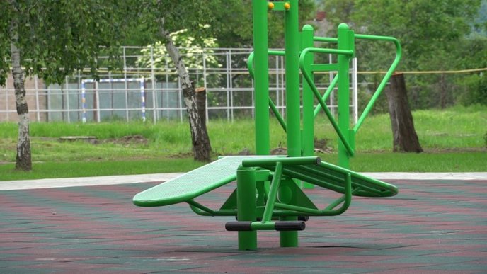 У трьох школах Мукачева звели спортивні майданчики – 11 У трьох школах Мукачева звели спортивні майданчики – 11