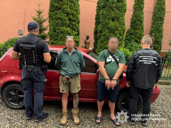Чоловіки влаштували цілу «виставу»: що трапилось в області – 03 У поліції розповіли про схему переправлення чоловіків через кордон