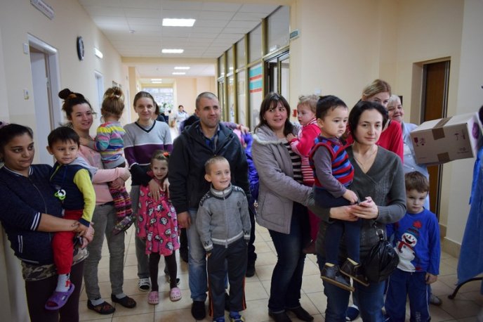 Для маленьких пацієнтів Ужгородської міської дитячої лікарні влаштували свято – 03