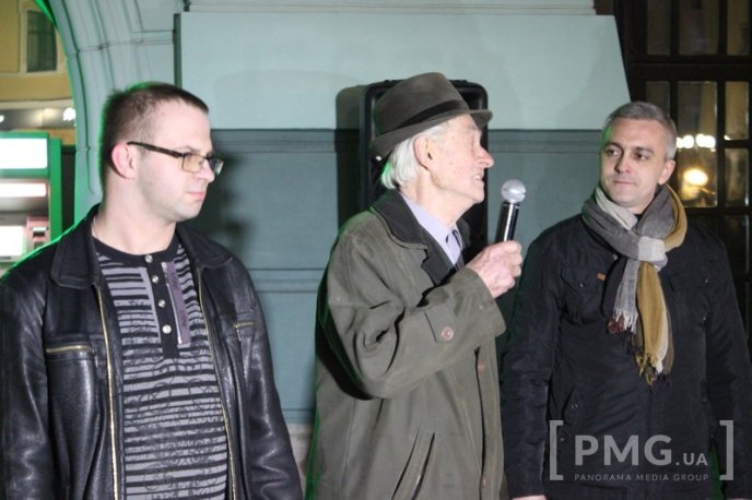 Мукачівці урочисто перевели головні годинники міста на літній час – 05