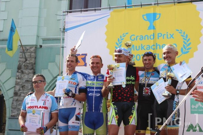 У Мукачеві визначили переможців першої велогонки Закарпаття "Grand Prix Mukachevo 2016 FLEX" – 38