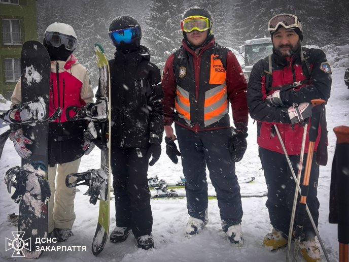 У горах шукали неповнолітніх туристок